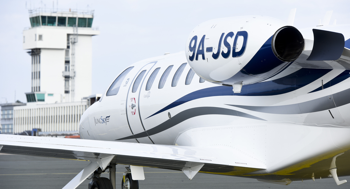 Jung Sky business jets